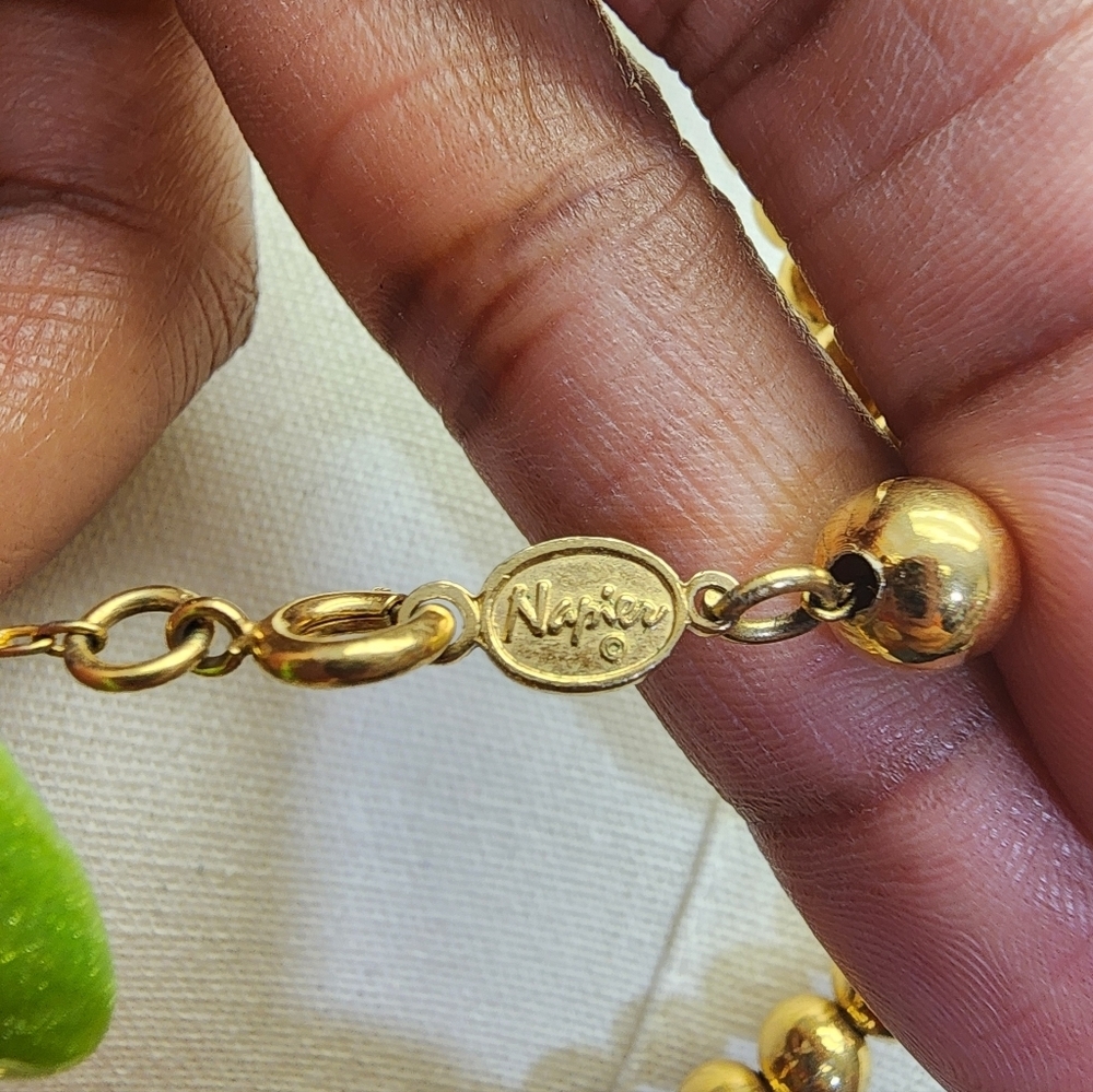 Napier Gold Tone Beaded Necklace Graduated Heavy Vintage Classic - Picture 2 of 5
